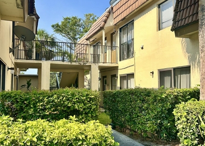 11606 Royal Palm Boulevard - Photo 1