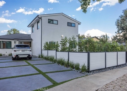 13355 Debby St - Photo 1