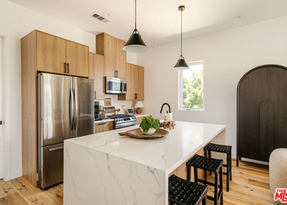 4460 Maplewood Avenue - Photo 1