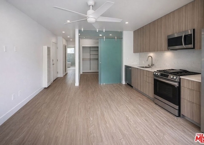 1433 Euclid Street - Photo 1