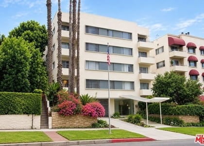 10655 Wilshire Boulevard - Photo 1