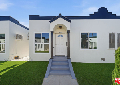 3020 W 12th Street - Photo 1