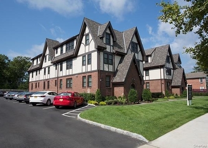 78 South Clinton Avenue - Photo 1