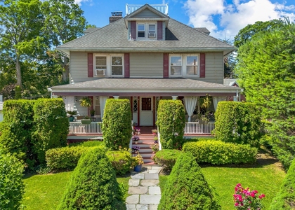 31 Howard Avenue - Photo 1