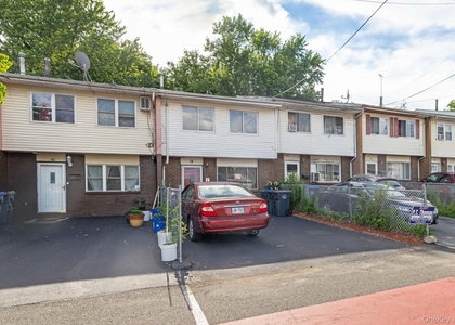 78 Roosevelt Drive - Photo 1