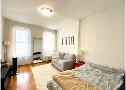 237 E 58th Street - Photo 1