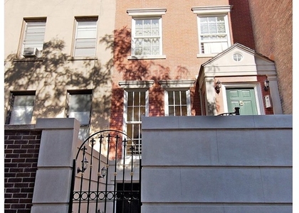333 E 65th Street - Photo 1
