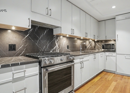554 4th Avenue - Photo 1