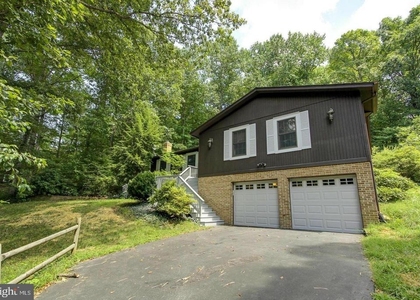 2029 Farragut Drive - Photo 1