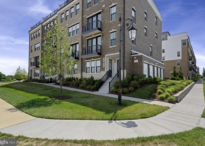 20799 Lamlash Terrace - Photo 1