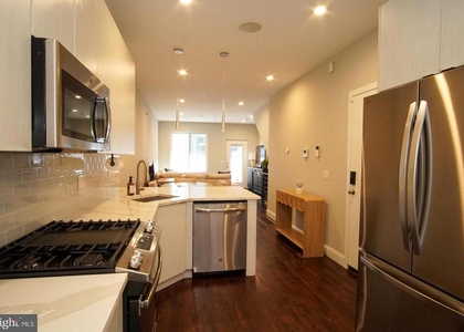 1616 Cambridge Street - Photo 1