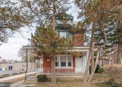 530 Hermit Street - Photo 1