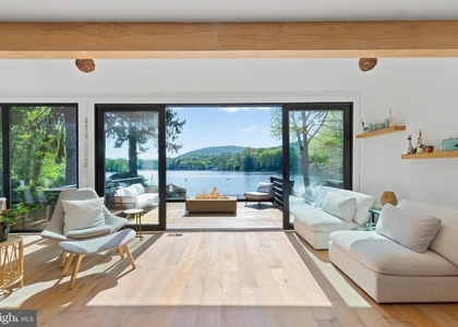 101 Lakeshore Dr - Photo 1