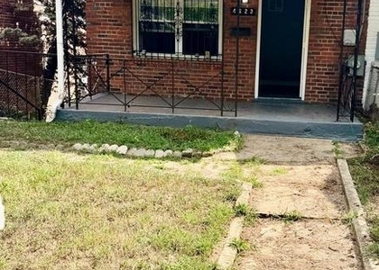 4623 Jay Street Ne - Photo 1