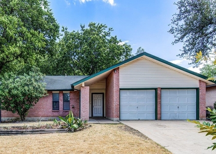 10105 Woodland Village Dr - Photo 1