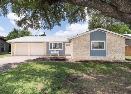 1515 Glenmeadows Dr - Photo 1