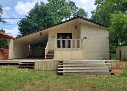 931 Auburn Road - Photo 1