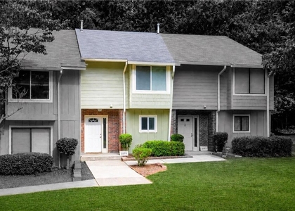 2179 Surrey Court Se - Photo 1