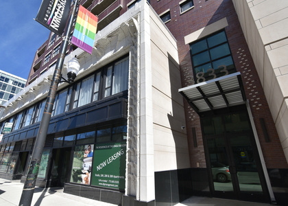 3833 N Broadway Street - Photo 1