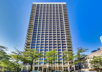 88 W Schiller Street - Photo 1