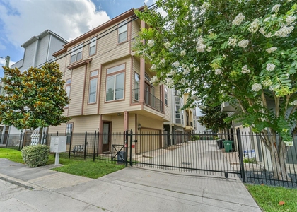 2016 Sabine Street - Photo 1