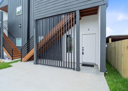 9725 Kerr Street - Photo 1