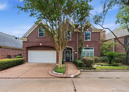17 Ambleside Crescent Drive - Photo 1