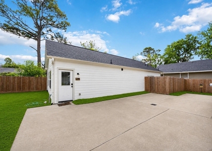 8614 Peachtree Street - Photo 1