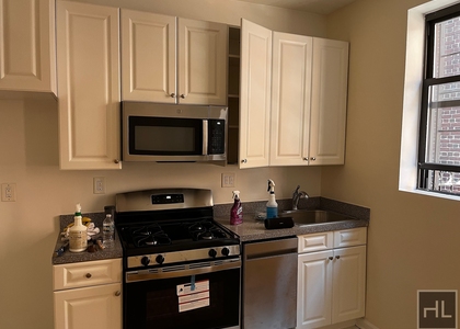 West 45 Street - Photo 1