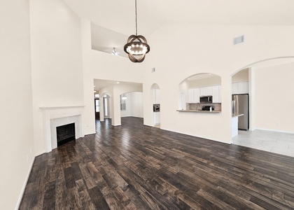 98 W Knightsbridge Drive - Photo 1