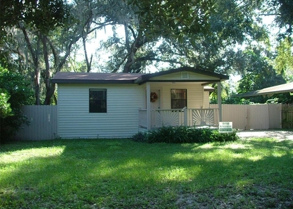 11709 Hoyt Avenue - Photo 1
