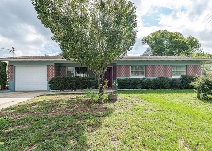 10209 N Valle Drive - Photo 1