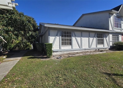 1715 Bentley Boulevard - Photo 1