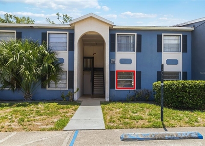 2569 N Alafaya Trail - Photo 1