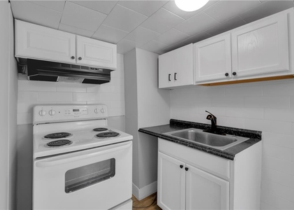 149 W Ridge Street - Photo 1