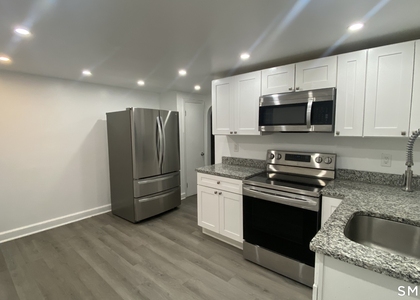 214 Columbia Street - Photo 1