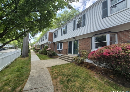 245 Sunnyridge Avenue - Photo 1