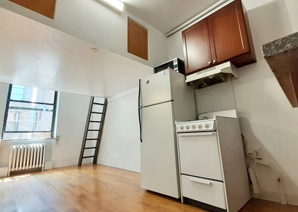112 Mac Dougal Street - Photo 1