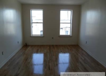 Pinehurst Avenue - Photo 1