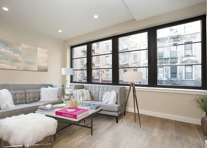 152 Ludlow Street - Photo 1