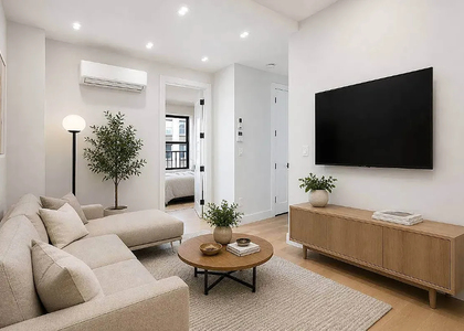 70 Greenpoint Avenue - Photo 1