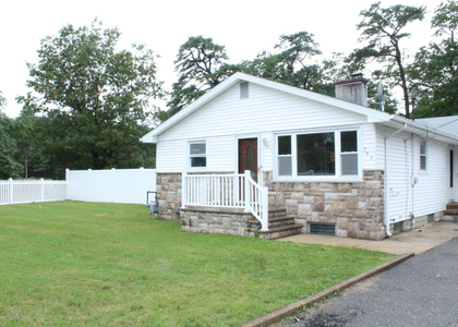 254 Admiral Avenue - Photo 1