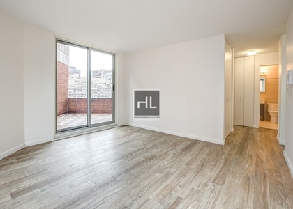 Second Avenue - Photo 1