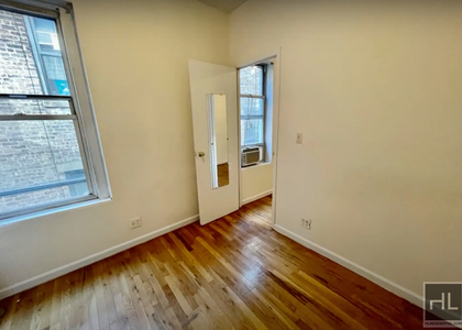 East 11th Street - Photo 1