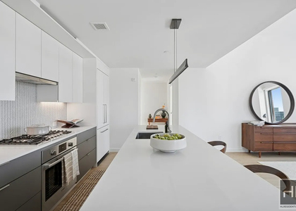 West 28th Street - Photo 1