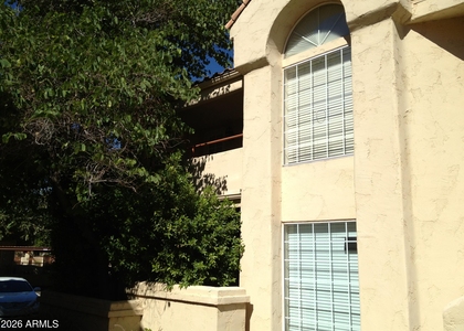 1333 E Morten Avenue - Photo 1