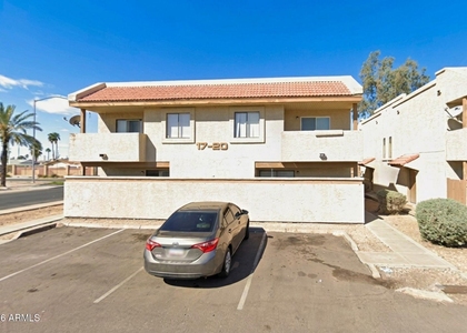 410 E 9th Avenue - Photo 1