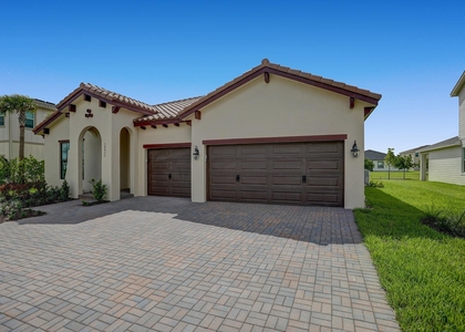 19411 Broad Shore Walk - Photo 1