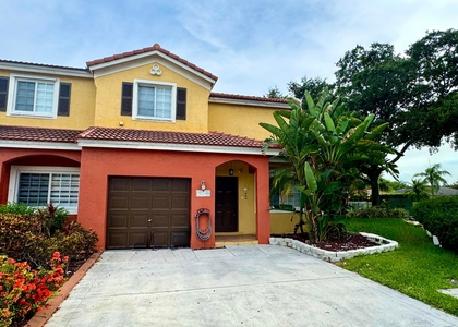10348 Sw 20th Street - Photo 1