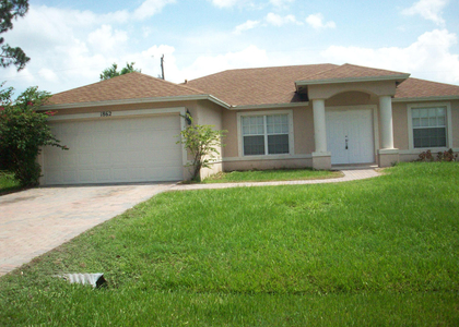 1862 Sw Grant Avenue - Photo 1